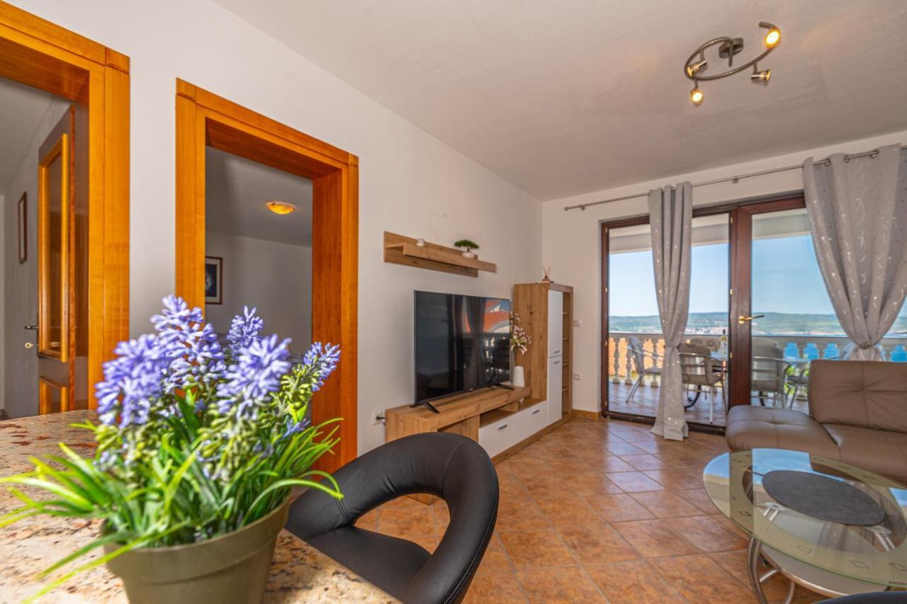 Apartments Lacic 2 Crikvenica Exterior photo