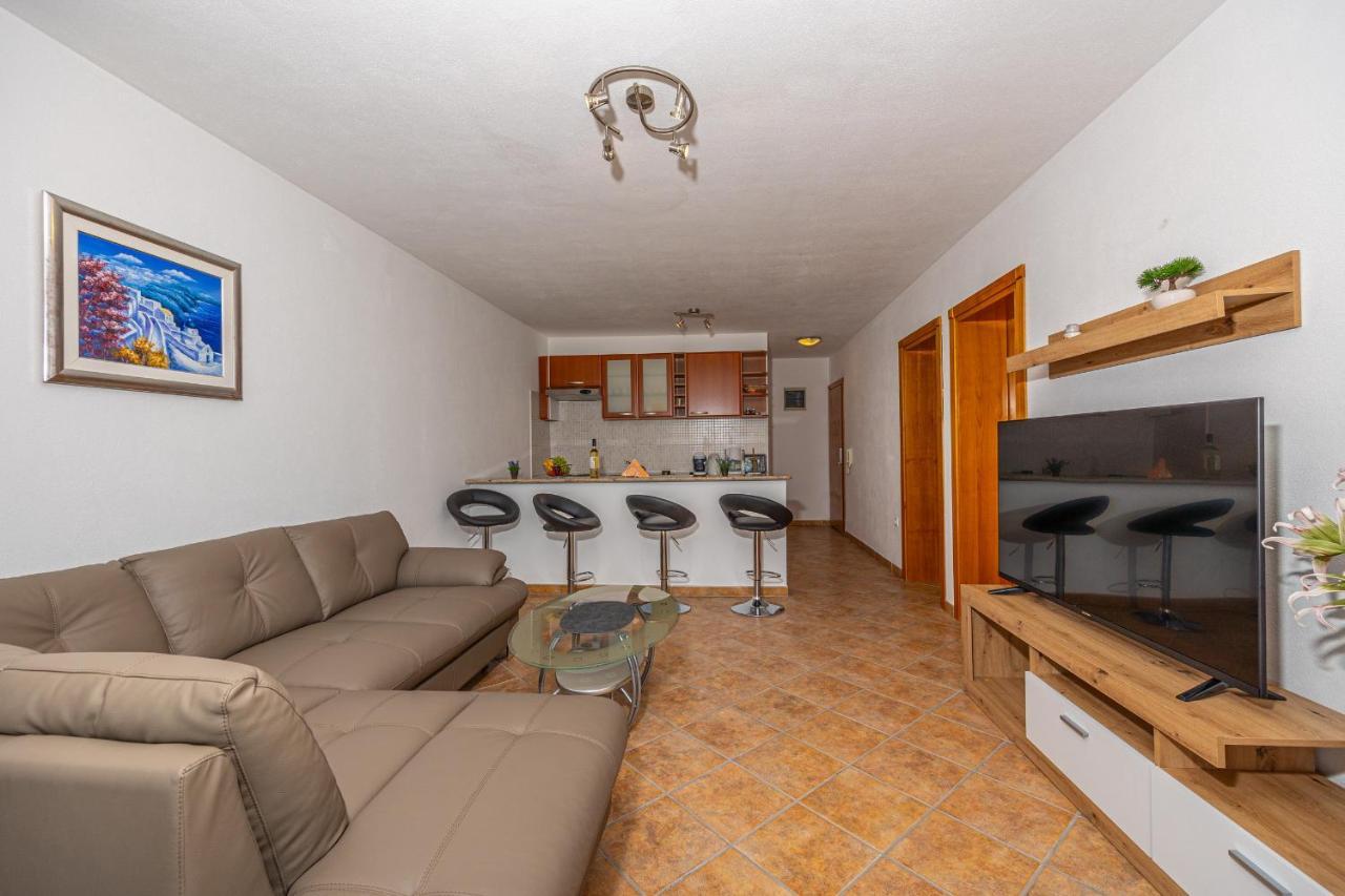 Apartments Lacic 2 Crikvenica Exterior photo